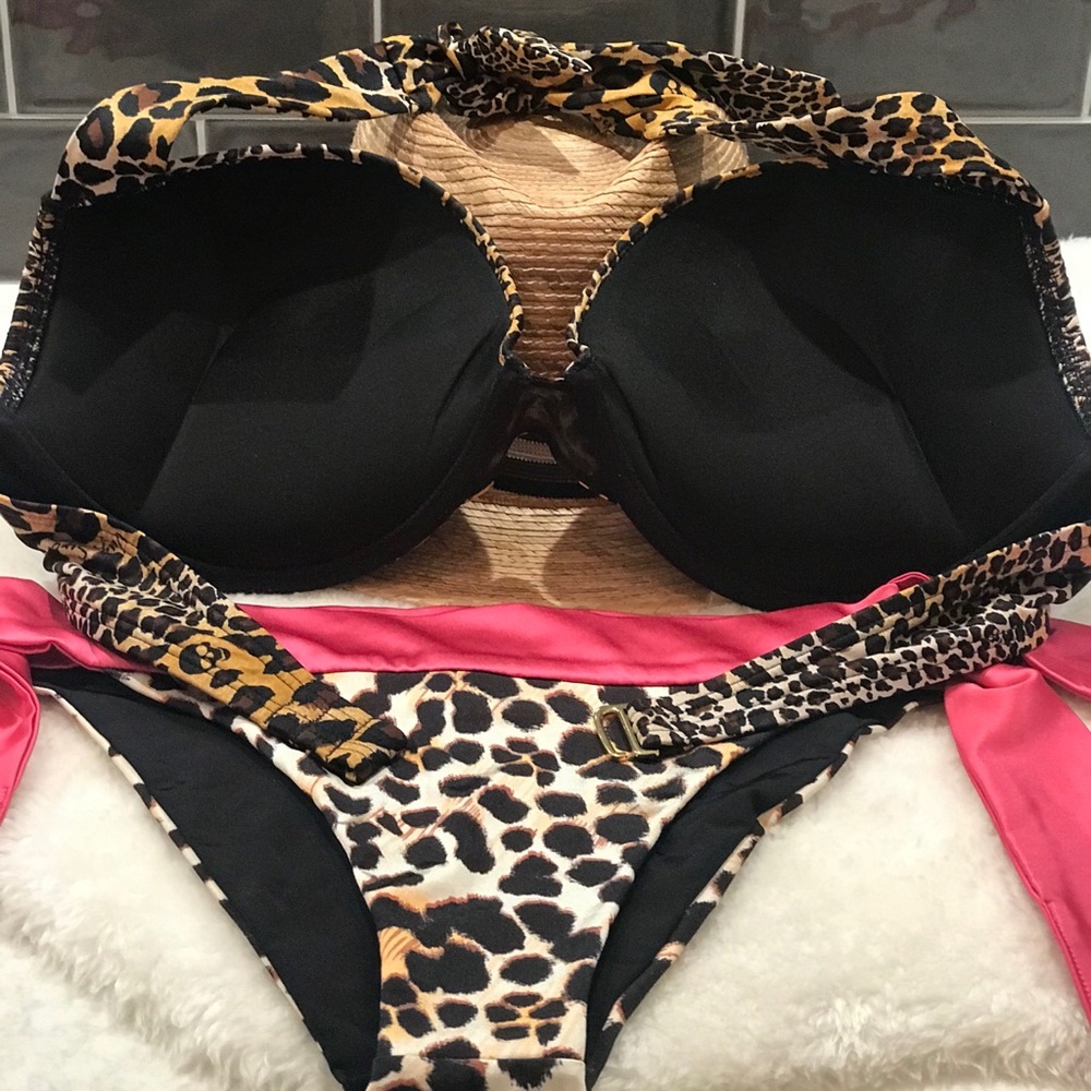 BB:Victoria’s Secret bikini top& beach bunny bott - Picture 7 of 15